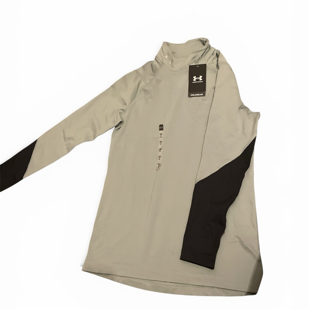 Under Armour Light Gray Compression Performance Long Sleeve Top with Black Trim